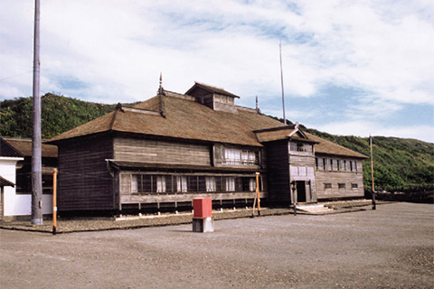 鰊漁場建築 〜旧花田家番屋〜