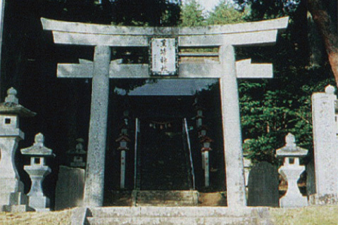 根岬はしご虎舞と黒崎神社