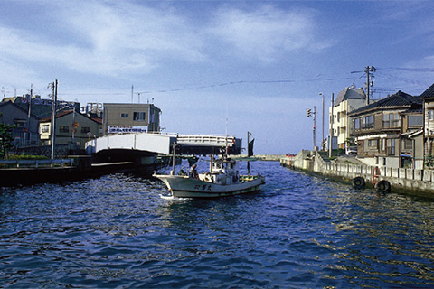 生地中橋